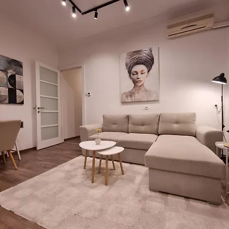 Double D * سراييفو