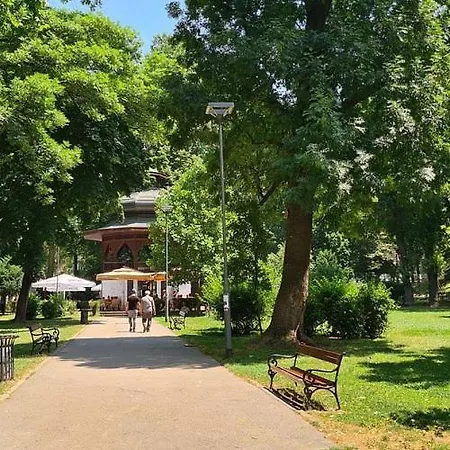 Double D * سراييفو